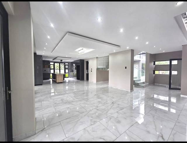 5 BEDROOM HOUSE FOR SALE IN THE ISLANDS ESTATES